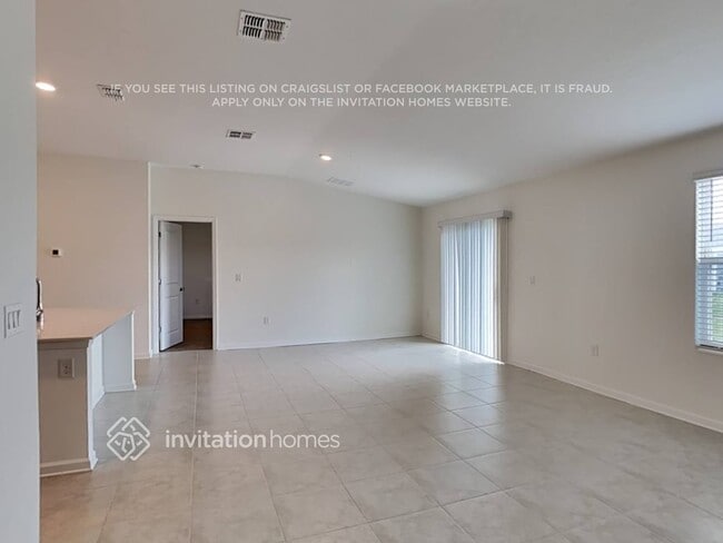 1063 Caitlin Loop in Haines City, FL - Building Photo - Building Photo