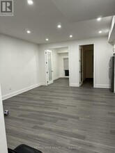 21 Antonio Ct in Toronto, ON - Building Photo - Building Photo