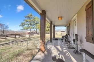 4406 Akin Ridge Rd in Williamsport, TN - Building Photo - Building Photo