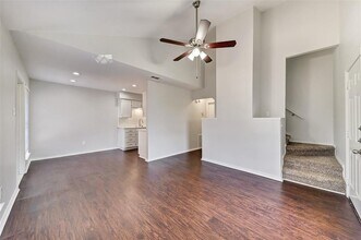 117 Peachtree Ct-Unit -C in Kennedale, TX - Building Photo - Building Photo