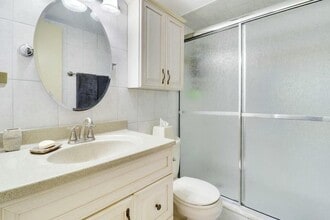 2350 NE 14th St, Unit 406 in Pompano Beach, FL - Building Photo - Building Photo