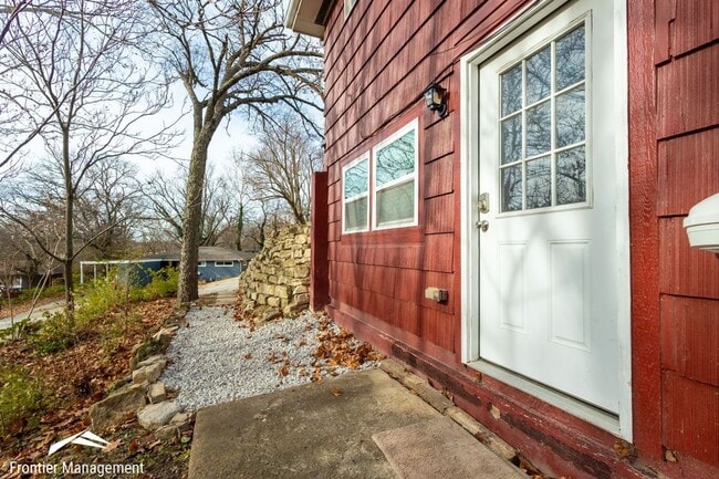 property at 1112 Woodland St