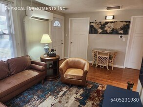 1116 Fairfax Ave NW in Roanoke, VA - Building Photo - Building Photo