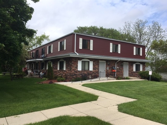 Villa Maria in Racine, WI - Foto de edificio - Building Photo