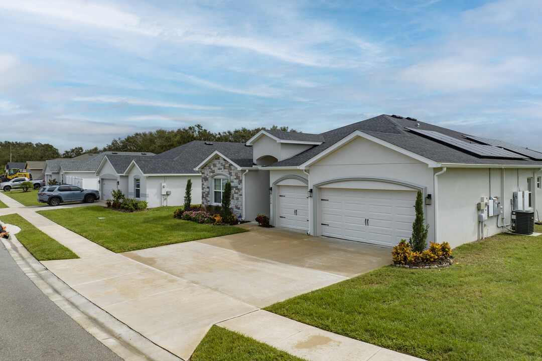 Chestnut Creek in Winter Haven, FL - Building Photo