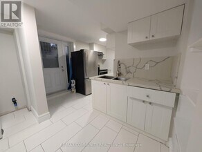 837 Glenrush St in Oshawa, ON - Building Photo - Building Photo