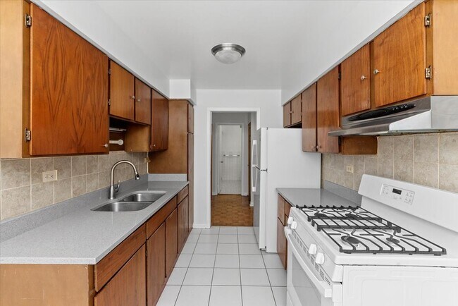 700 McKinley Ave in Mundelein, IL - Building Photo - Building Photo