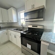 3402 Chickering St in Houston, TX - Building Photo - Building Photo