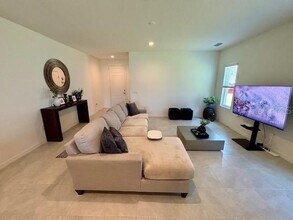 11675 Bluestone Ct in Parrish, FL - Building Photo - Building Photo