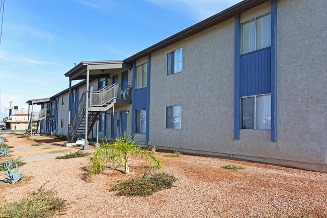 Sun Garden Apartments in Las Vegas, NV - Building Photo - Building Photo