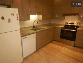 1994 Lansing Dr in Pensacola, FL - Building Photo - Building Photo