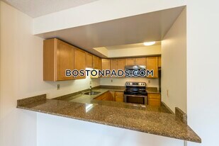 345 Franklin St in Cambridge, MA - Building Photo