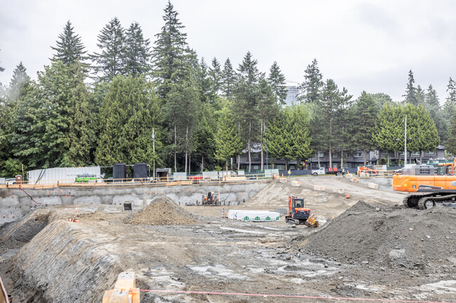 Ledgeview 2 in Surrey, BC - Building Photo - Building Photo