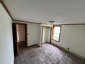 5 Burleigh Ave, Unit 4 in Limestone, ME - Building Photo - Building Photo