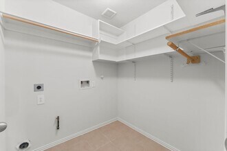 29902 Legends Ridge Dr in Spring, TX - Foto de edificio - Building Photo