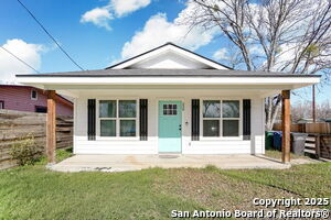 239 Surrey Ave