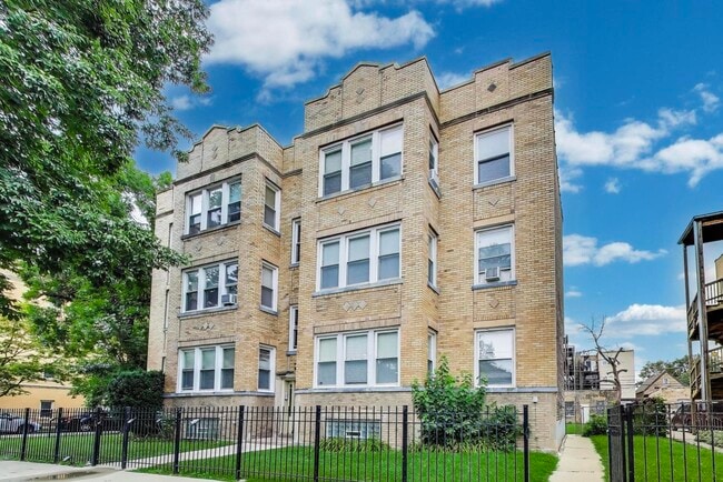 property at 4457 N Central Park Ave