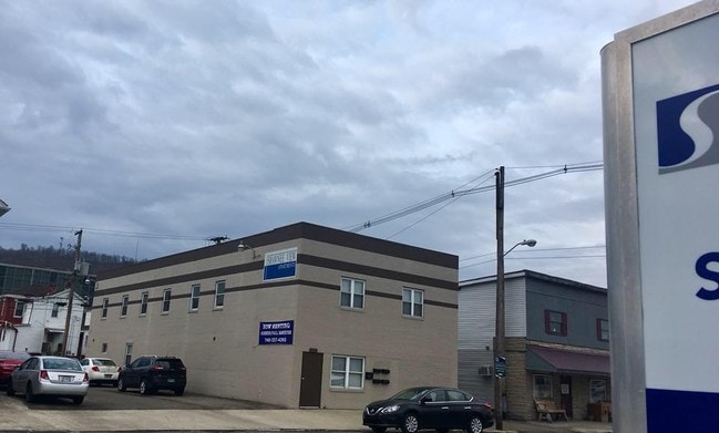 930 4th St, Unit B in Portsmouth, OH - Building Photo - Building Photo