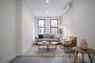 Spacious 2 BED in Bushwick!, Unit 1B in Brooklyn, NY - Building Photo - Building Photo