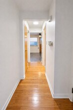 2027 W 111th St in Chicago, IL - Building Photo - Building Photo