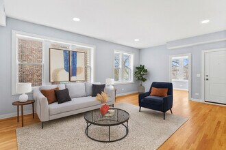 1529 S Komensky Ave in Chicago, IL - Building Photo - Building Photo