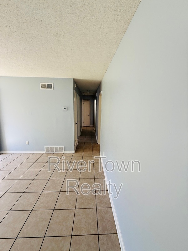 4015 N Trezevant St in Memphis, TN - Building Photo - Building Photo