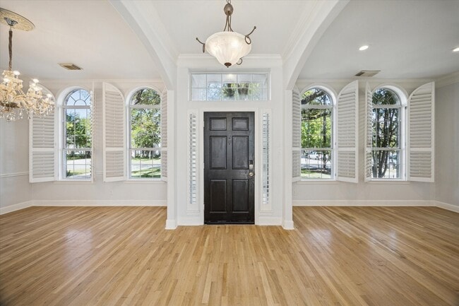 4601 Mimosa Dr in Bellaire, TX - Building Photo - Building Photo