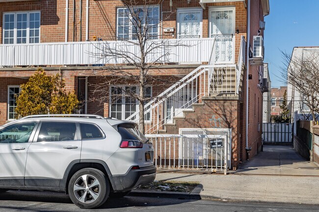50 Bay 37th St in Brooklyn, NY - Building Photo - Building Photo