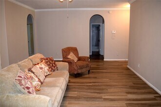 12918 Meadow Springs Dr in Pearland, TX - Building Photo - Building Photo