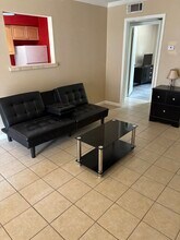 7000 Creswell Rd, Unit 217 in Shreveport, LA - Building Photo - Building Photo