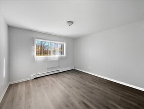 600 McKinley Ave in Mundelein, IL - Building Photo - Building Photo