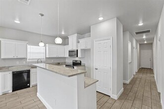 3609 Short St in Greenville, TX - Building Photo - Building Photo