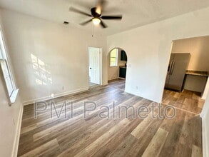 5412 N Main St in Columbia, SC - Building Photo - Building Photo