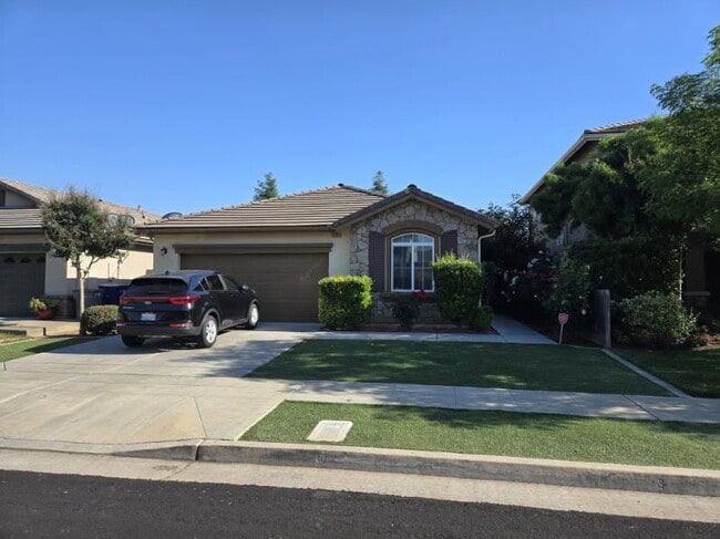 property at 7417 E Cortland Ave