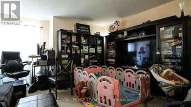 544 Chapman Mills Dr in Ottawa, ON - Building Photo - Building Photo