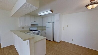 13801 Shirley St in Garden Grove, CA - Building Photo - Building Photo