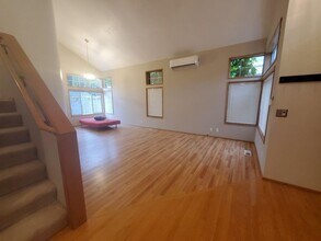 1700 NE 123rd St in Seattle, WA - Building Photo - Building Photo