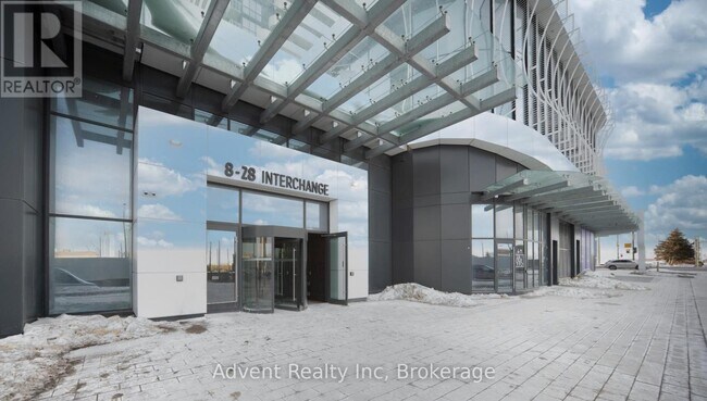 8 Interchange Wy in Vaughan, ON - Building Photo - Building Photo