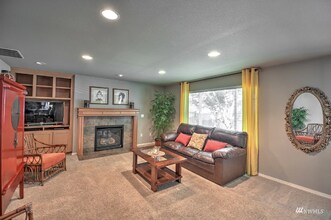 6946 Axis St SE in Lacey, WA - Building Photo - Building Photo