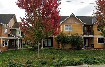 525 McCurdy Rd in Sequim, WA - Building Photo - Building Photo