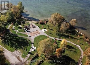 212 Ways Bay Dr in Georgina, ON - Building Photo - Building Photo