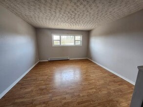 8 Scott Ave in Rothesay, NB - Building Photo - Building Photo