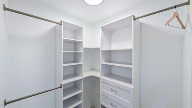 15707 Downford Dr in Tomball, TX - Building Photo - Building Photo