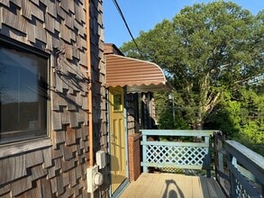 82 Corrigan Ave in Meriden, CT - Building Photo - Building Photo