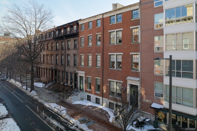 Knights Bridge Estates in Philadelphia, PA - Building Photo - Building Photo