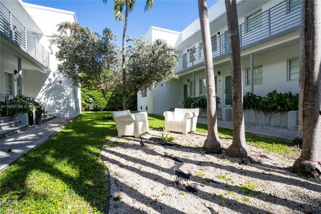 331 85th St in Miami Beach, FL - Building Photo - Building Photo