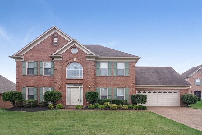 property at 4570 Wood Fox Cove