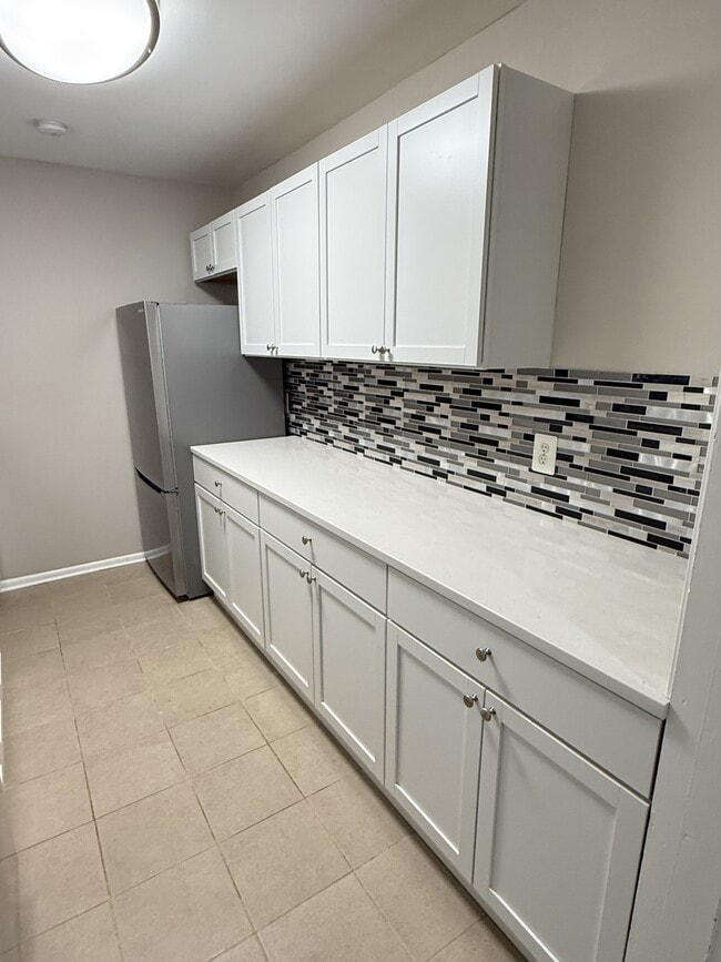 property at 3930-10305 Pender Dr