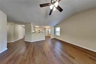 3165 Bellestone Ct in Marietta, GA - Foto de edificio - Building Photo