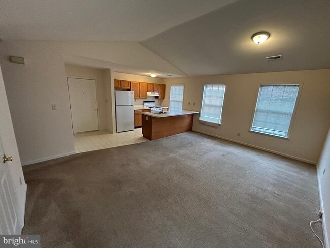 property at 420 W 8th St